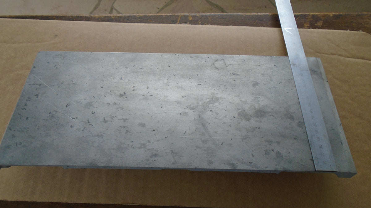 INCA EXT TABLE FOR COMPACT USED IN GOOD CONDITION