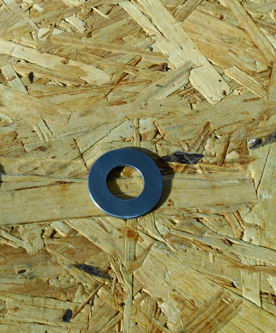 Inca precision saw b;ade bushes reduce from 30mm to 15mm to suit Compact saw